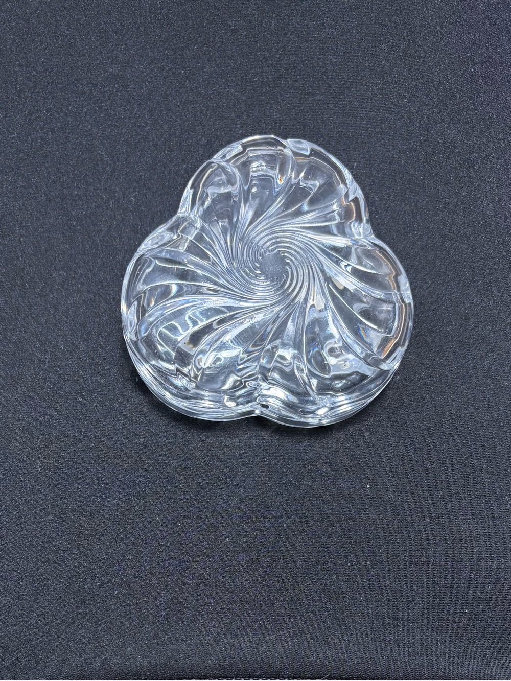Cristal d'Arques•France•Vintage•Clover Shaped•Clear Lead Crystal Trinket Box•EUC